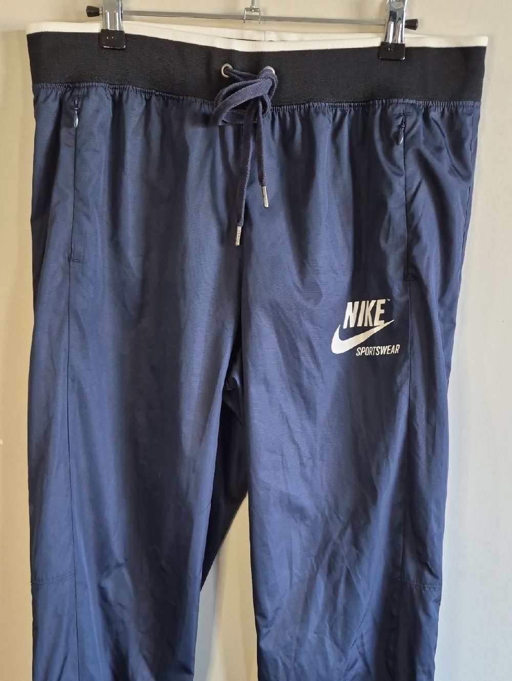 Nike Navy/Black Sportswear Joggers with White Logo - Picture 1 of 5